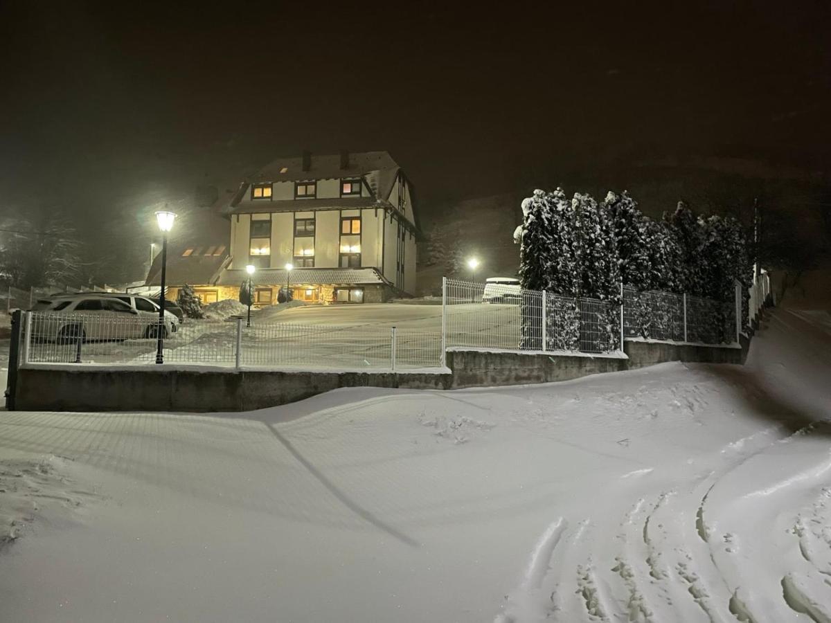 Villa Mramor Brzece Bagian luar foto