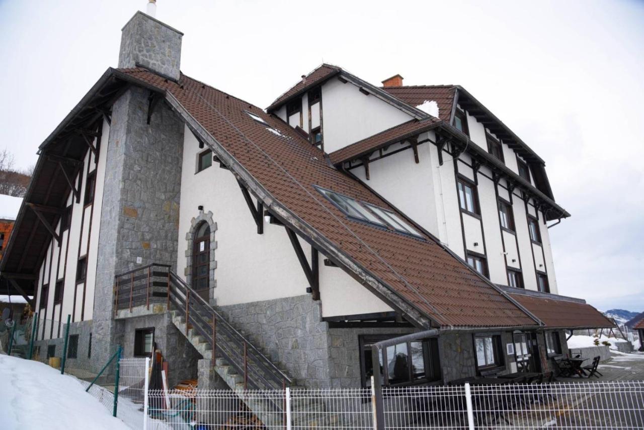 Villa Mramor Brzece Bagian luar foto