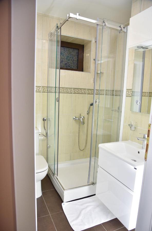 Villa Mramor Brzece Bagian luar foto