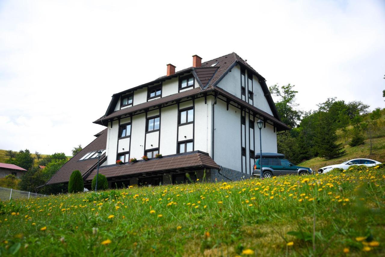 Villa Mramor Brzece Bagian luar foto